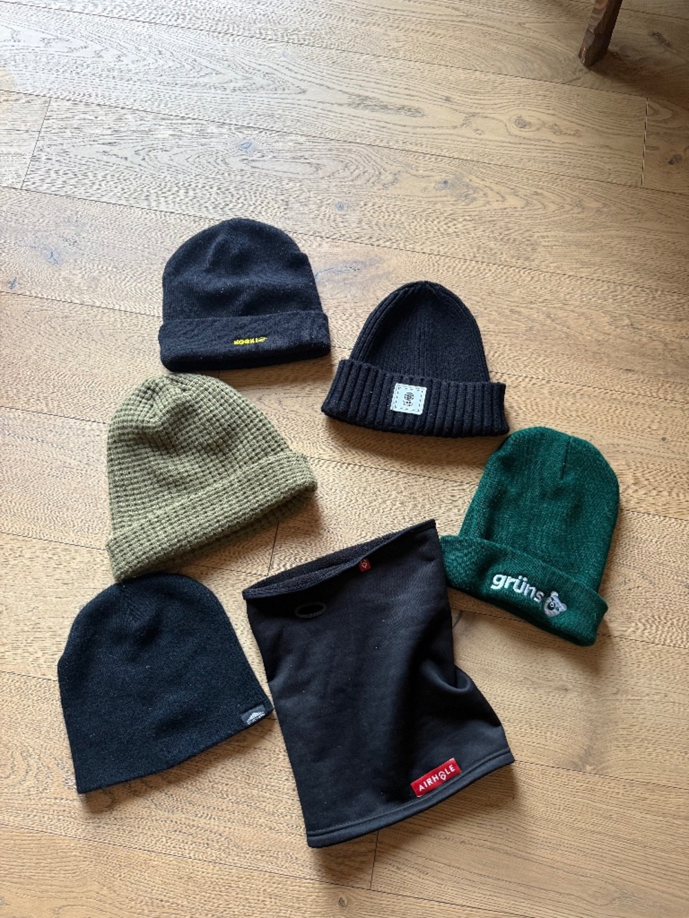 Huge Lot Mens Beanie Snowboard Ski Snow League Airhole Neck Warmer Gruns Etc